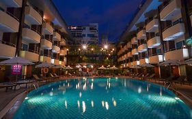 Pattaya Baron Beach Hotel